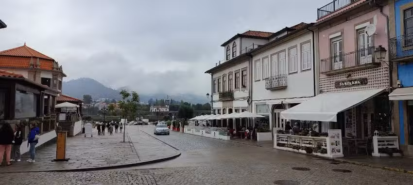 Sakurana &ndash; Sushi e Comida Chinesa