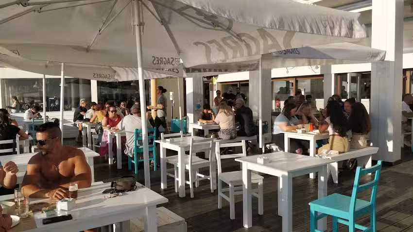 Salty Beach Bar