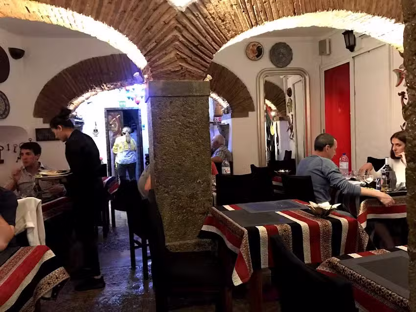 S&atilde;o Miguel d&rsquo;Alfama