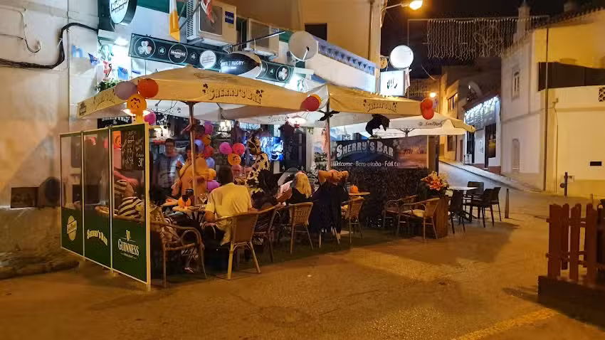 Sherry&rsquo;s Irish Bar