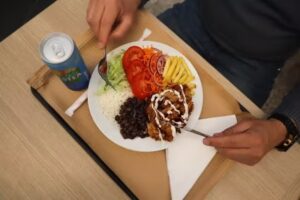 Shimama &Eacute;vora Plaza