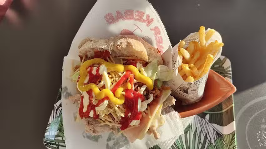 Snack Bar Na Boca Da Barra