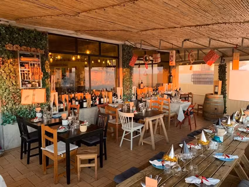 Social Vinhos & Petiscos