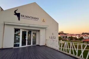 Sr. Machado – Churrascaria e Pizzaria
