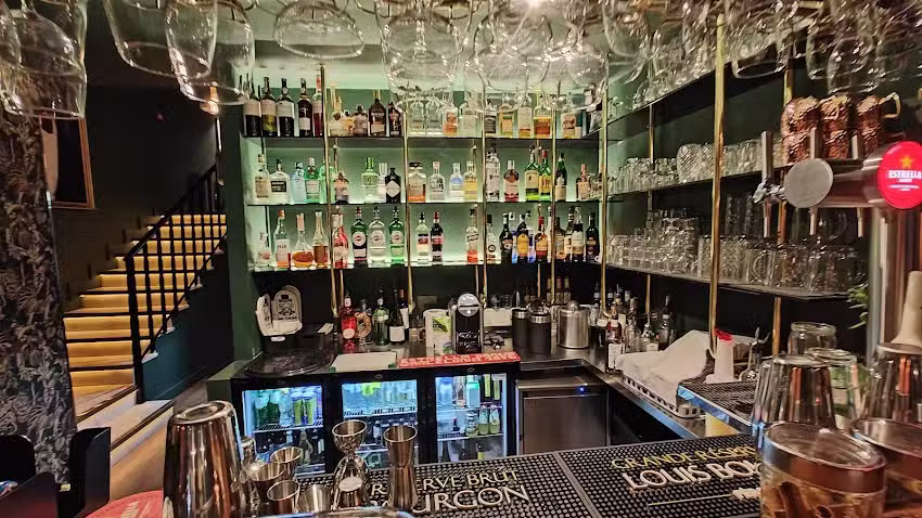 Sr Tigre Lounge & Tapas Bar