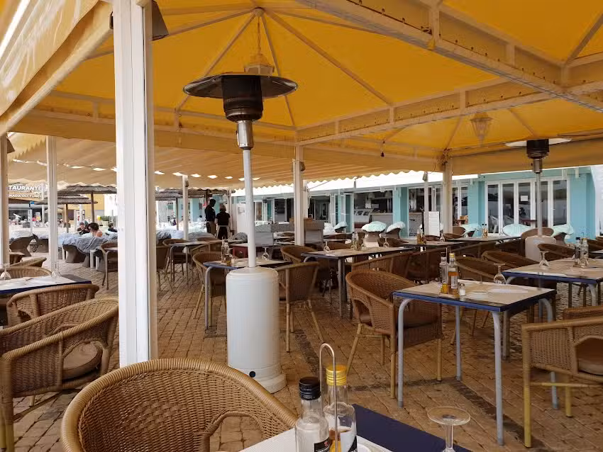 Sunset Beach Club