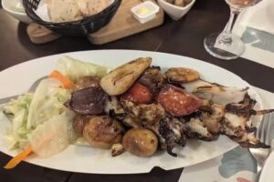 Taberna do Marqu&ecirc;s by Roger