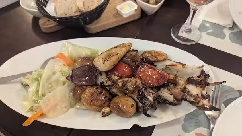 Taberna do Marqu&ecirc;s by Roger