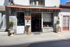 Taberna loja da esta&ccedil;&atilde;o