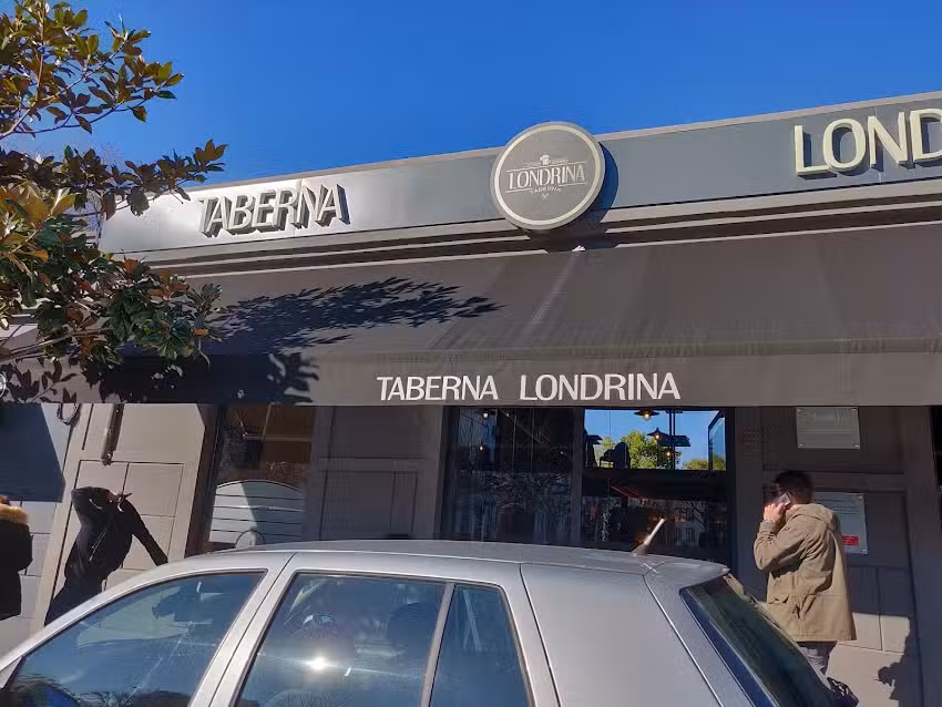 Taberna Londrina Braga, Centro