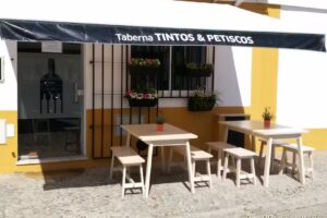 Taberna Tintos e Petiscos