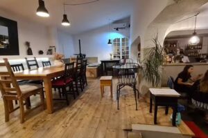 T&aacute;buas honest food