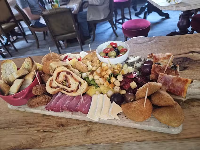 Tapas Bar Passeio Alto