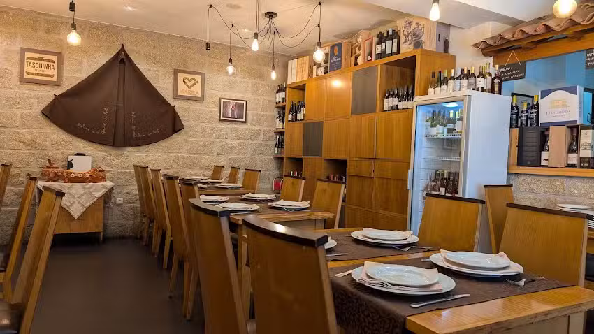 Tasquinha de Laf&otilde;es