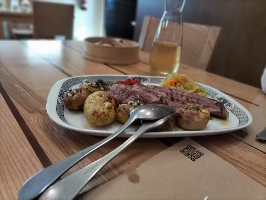 Tasquinha do Barroso &ndash; Museu dos Presuntos