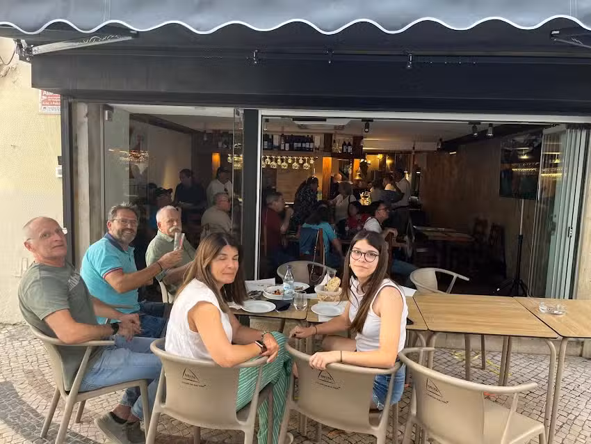 Taverna Invictus