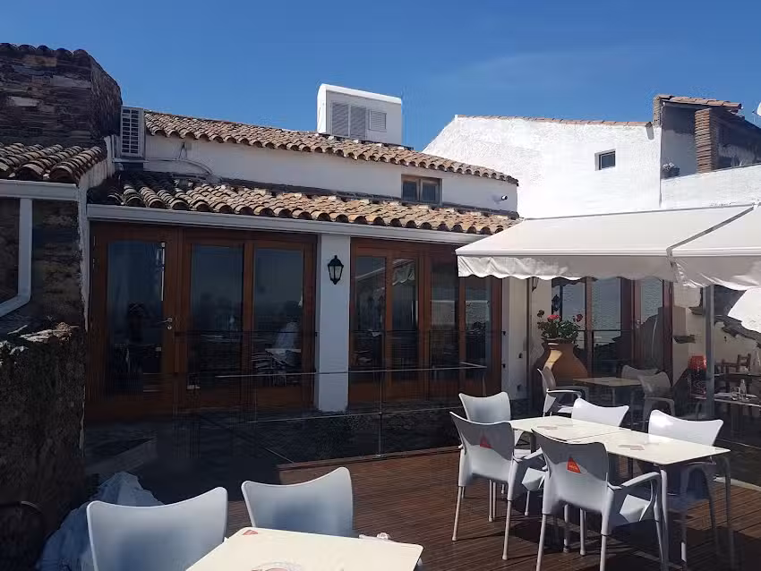 Taverna Os Templ&aacute;rios