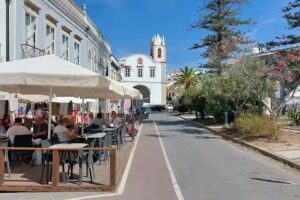 T&aacute;vila Caf&eacute;