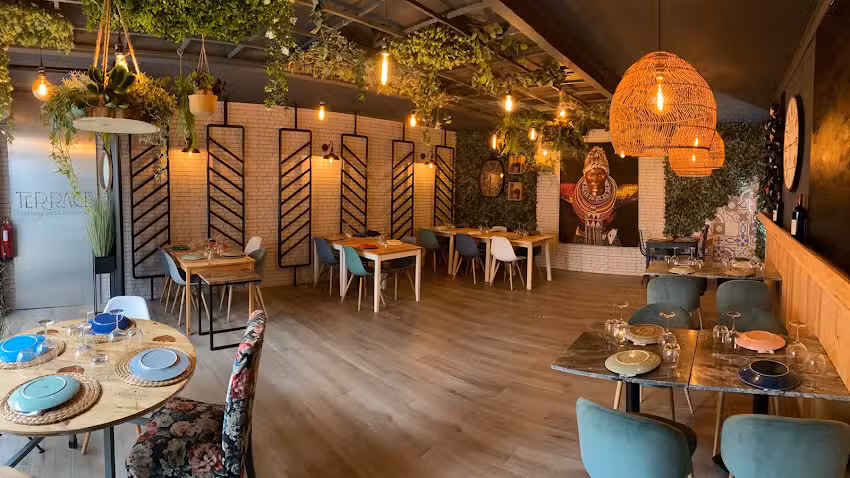 Terrace Lounge