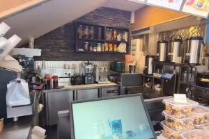 The Whale Tea (Parque das Na&ccedil;&otilde;es)