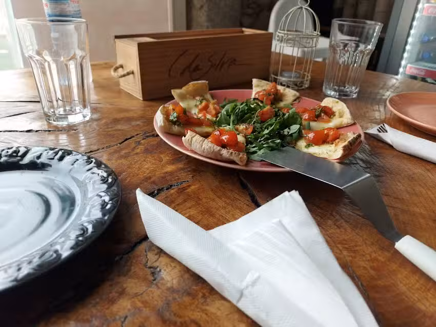 Tutti Buoni Loios Pizzaria Artesanal