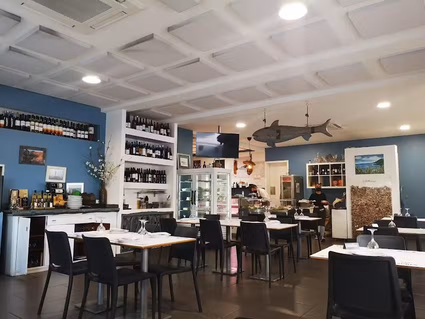 Villa Mariscos