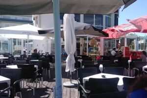 Villa Park Caf&eacute;