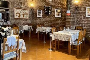 Vinho e Noz by Rui Silva