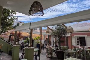 Volta e Meia Restaurante Bar