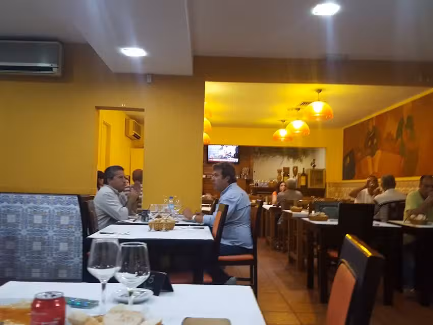 Wimpy-Bar &ndash; Viana & Tavares,Lda.