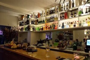 WINE CLUB RESTAURANTE & WINE BAR