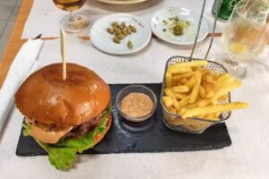 X Moderna Hamburgueria