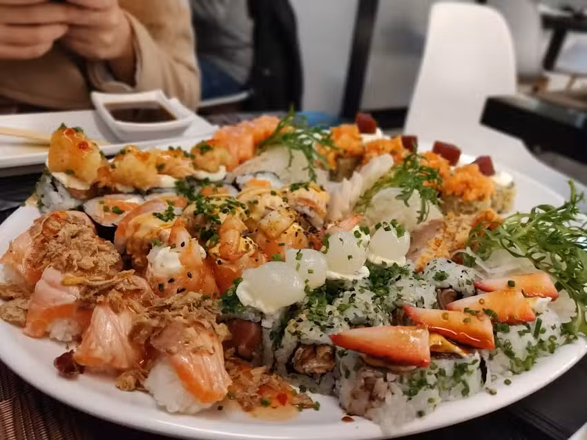 Y&oacute; Nashi Sushi Bar (Carnaxide)