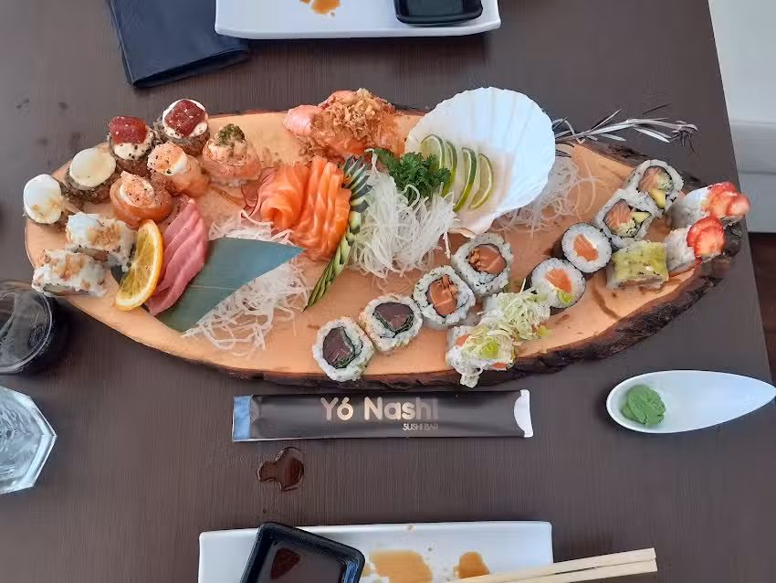 Y&oacute; Nashi Sushi Bar (Massam&aacute;)